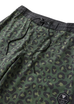 Vissla Big Cat 18" Boys Boardshort 10 Vissla Big Cat 18" Boys Boardshort -Vissla Store B1267BIG 4 366d520d f136 4627 ae0b 55528e757ada